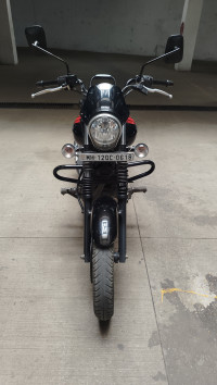 Bajaj Avenger Street 220
