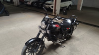 Bajaj Avenger Street 220