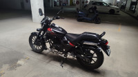 Bajaj Avenger Street 220