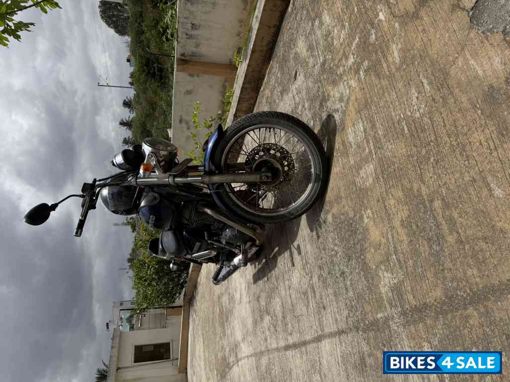 Royal Enfield Thunderbird 350 Royal Enfield Thunderbird 350