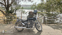 Black Royal Enfield Thunderbird 350