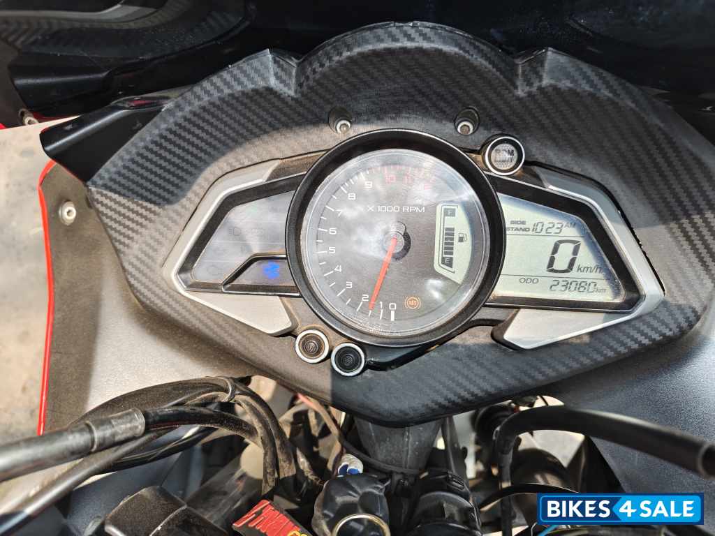 Racing Red Bajaj Pulsar RS 200 BS6 Racing Red Bajaj Pulsar RS 200 BS6