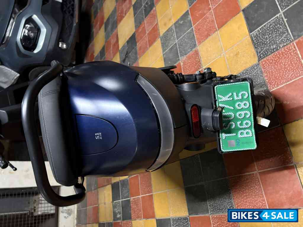 Ola S1 Air Ola S1 Air