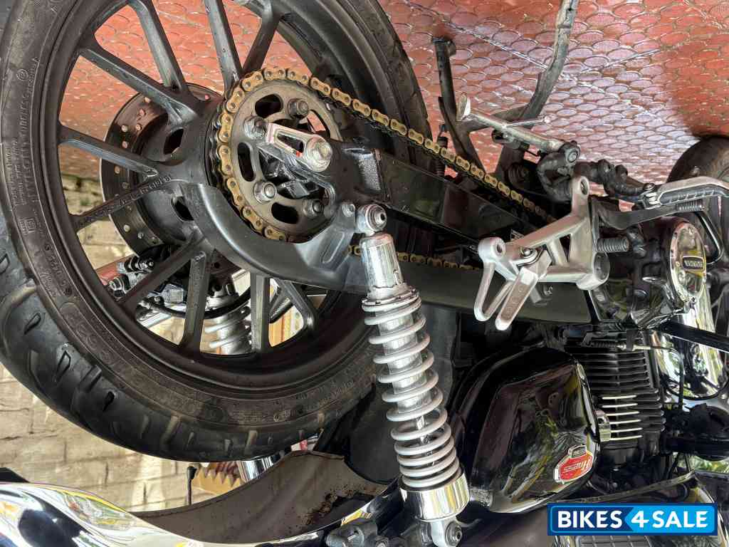 Honda 2023 CB350 Hness DLX Pro Chrome