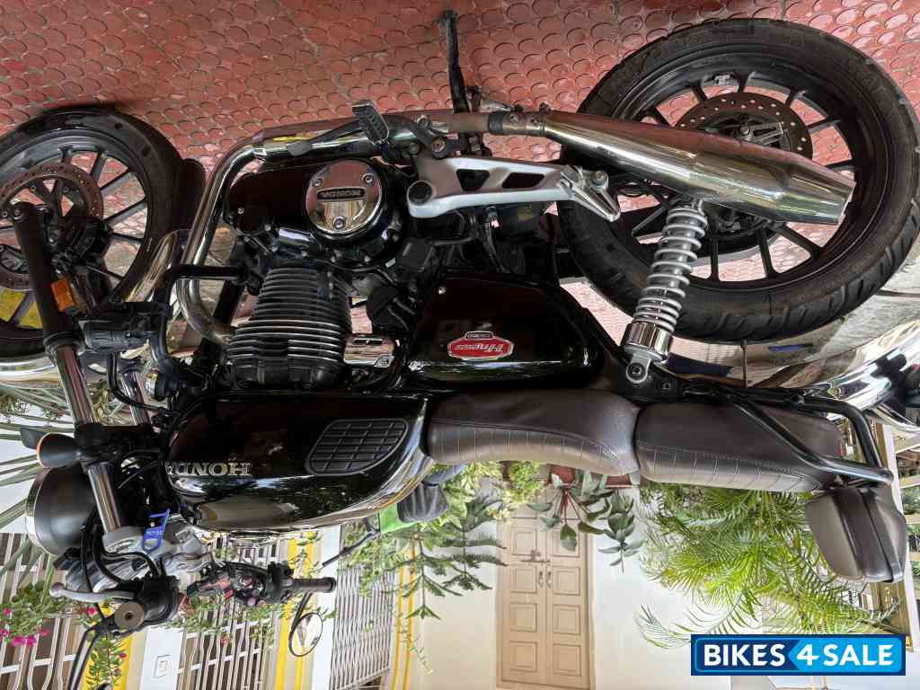 Honda 2023 CB350 Hness DLX Pro Chrome