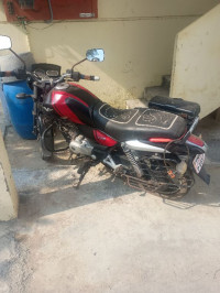 Bajaj V15