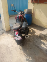 Bajaj V15