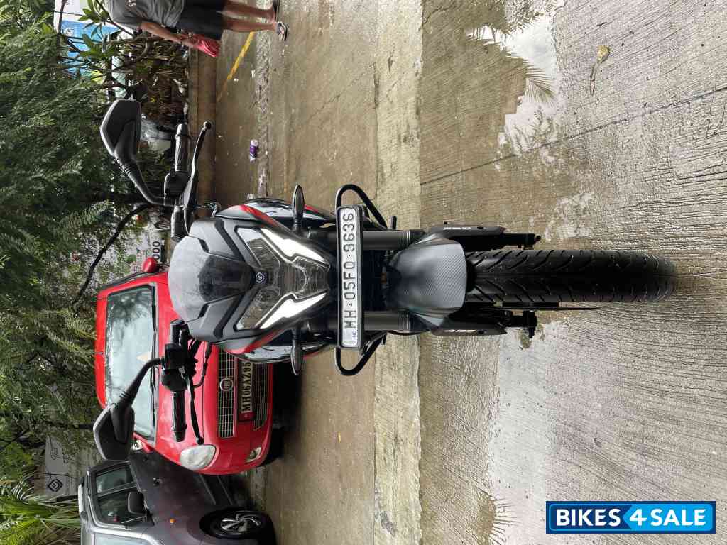 Black Bajaj Pulsar NS 200 BS6