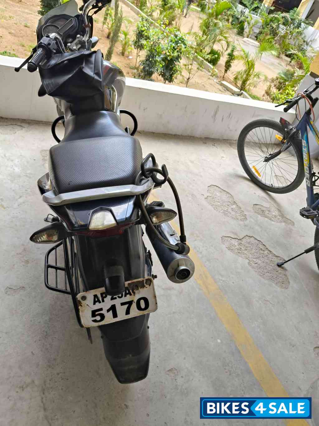 Bajaj Discover 125 ST Bajaj Discover 125 ST
