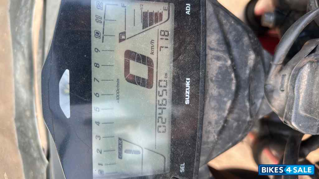 Suzuki Gixxer SF Suzuki Gixxer SF