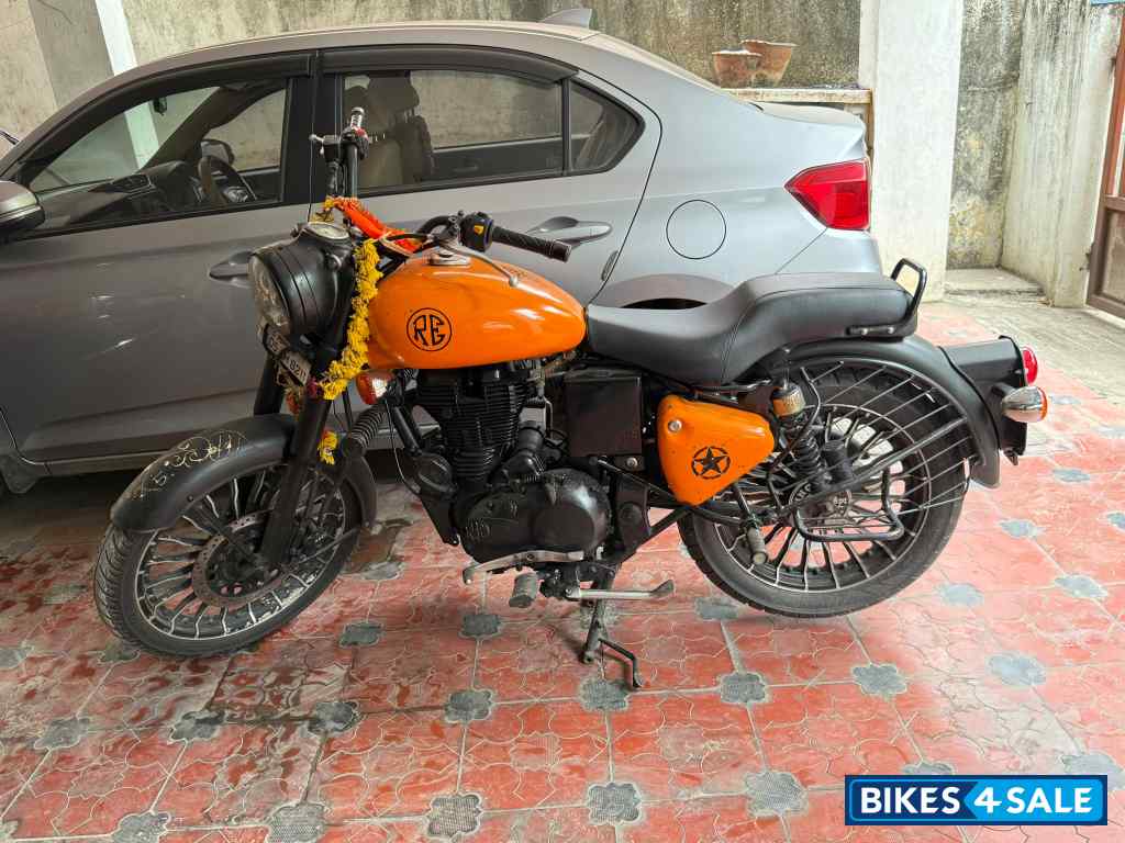 Orange Royal Enfield Classic 350