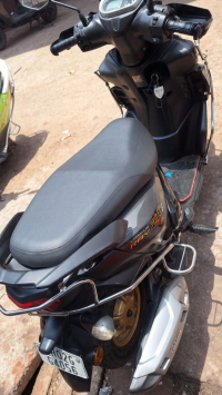 Matt Black With Golden Alloy W Yamaha RayZR Street Rally 125 Fi Hybrid