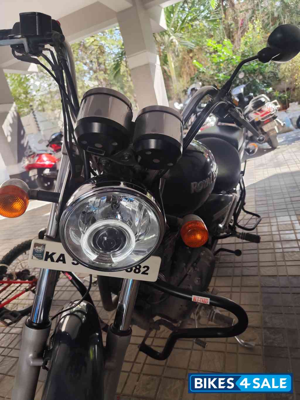 Royal Enfield Thunderbird 350