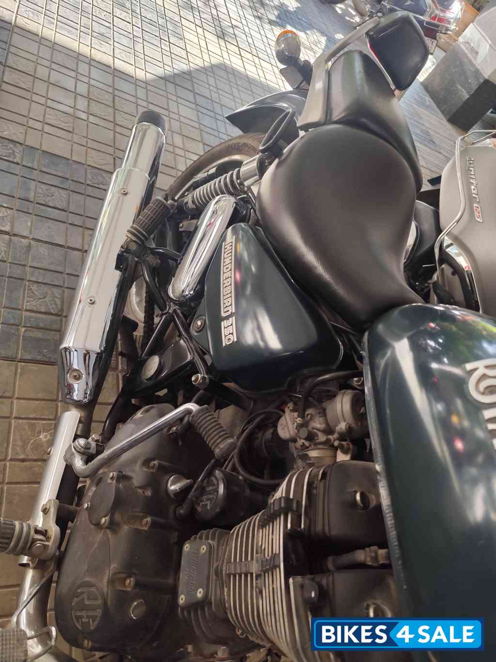 Royal Enfield Thunderbird 350 Royal Enfield Thunderbird 350