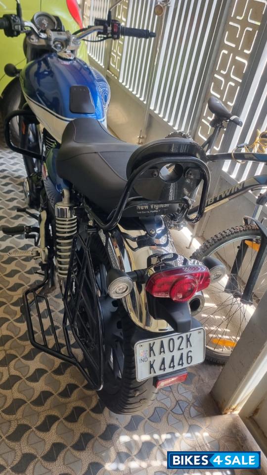 Honda CB350 DLX Pro Honda CB350 DLX Pro