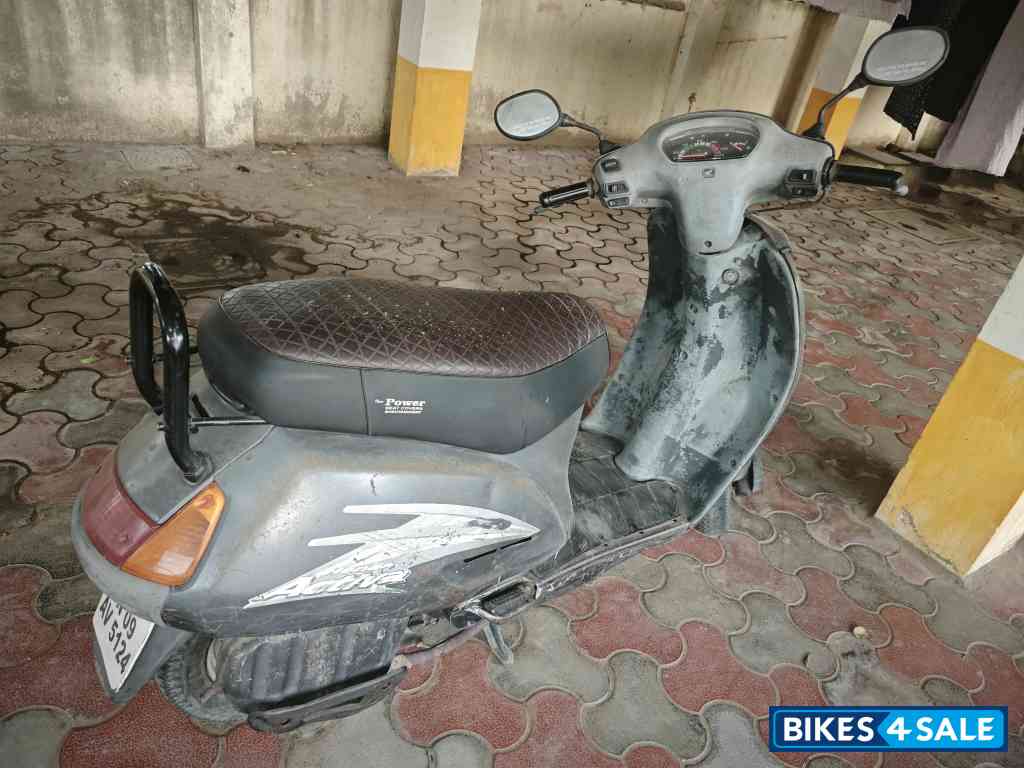 Grey Honda Activa