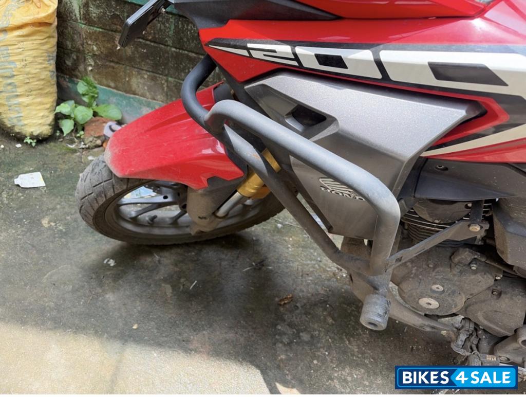 Sports Red Honda CB200X Sports Red Honda CB200X