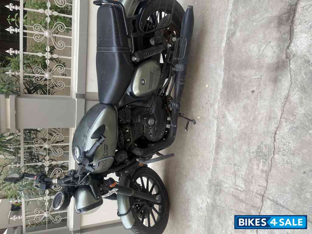 Jawa 42 Dual Channel ABS Cosmic Carbon
