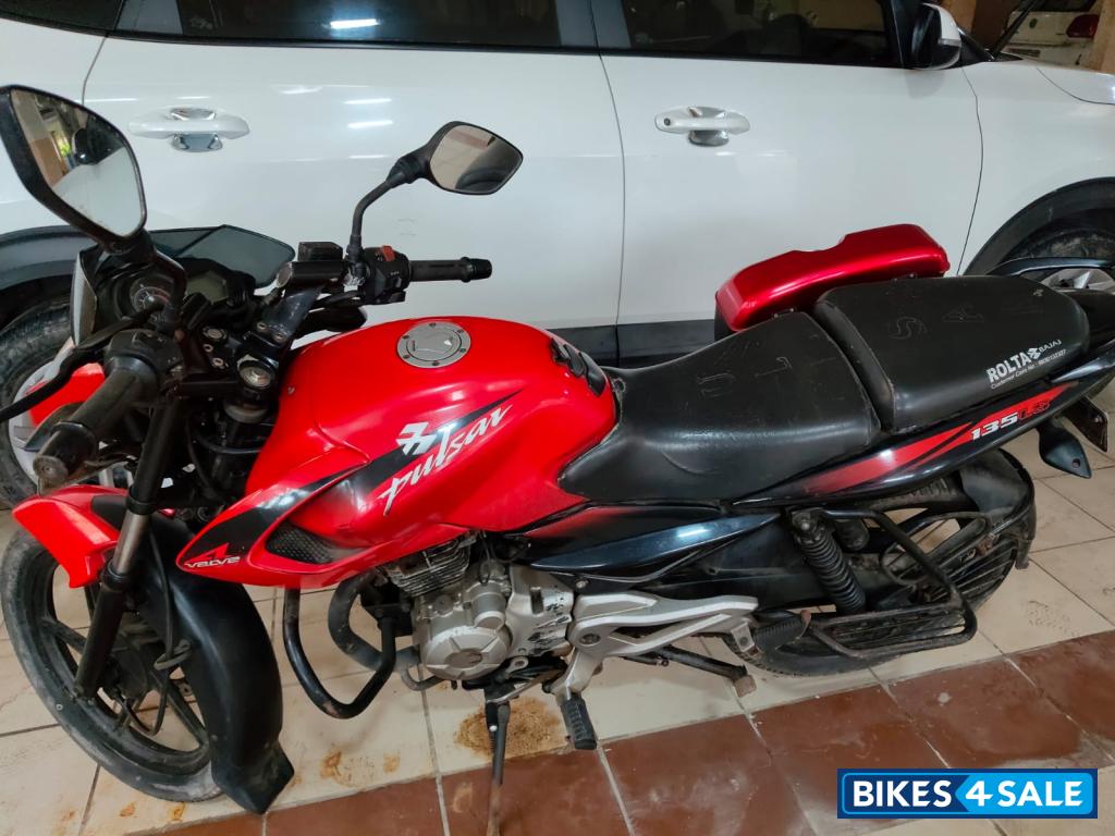 Bajaj Pulsar 135LS