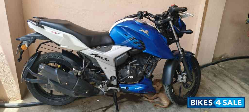 TVS Apache RTR 160 4V