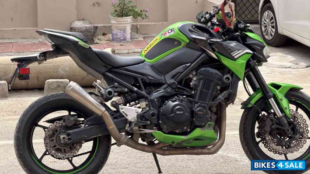 Candy Lime Green Kawasaki Z900 ABS