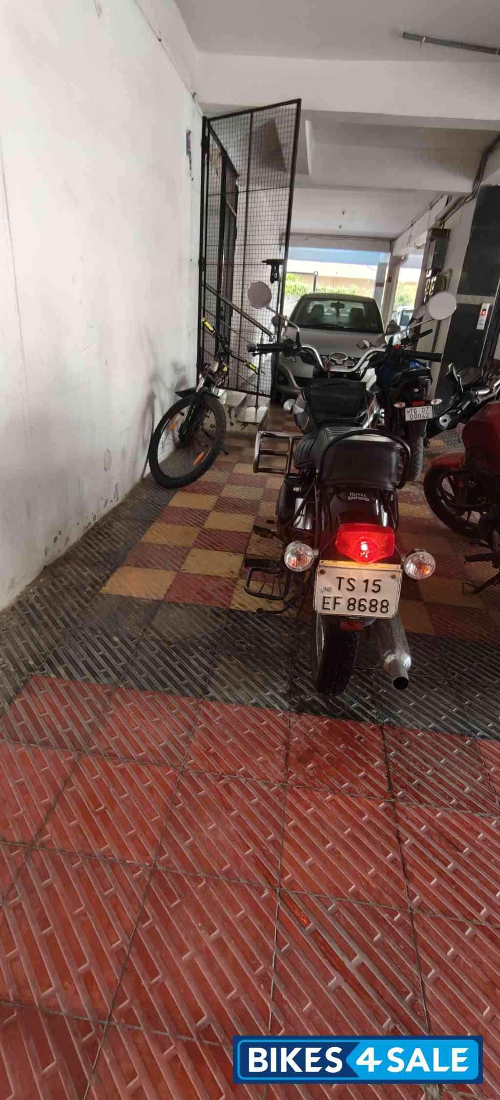 Royal Enfield Bullet Standard 350