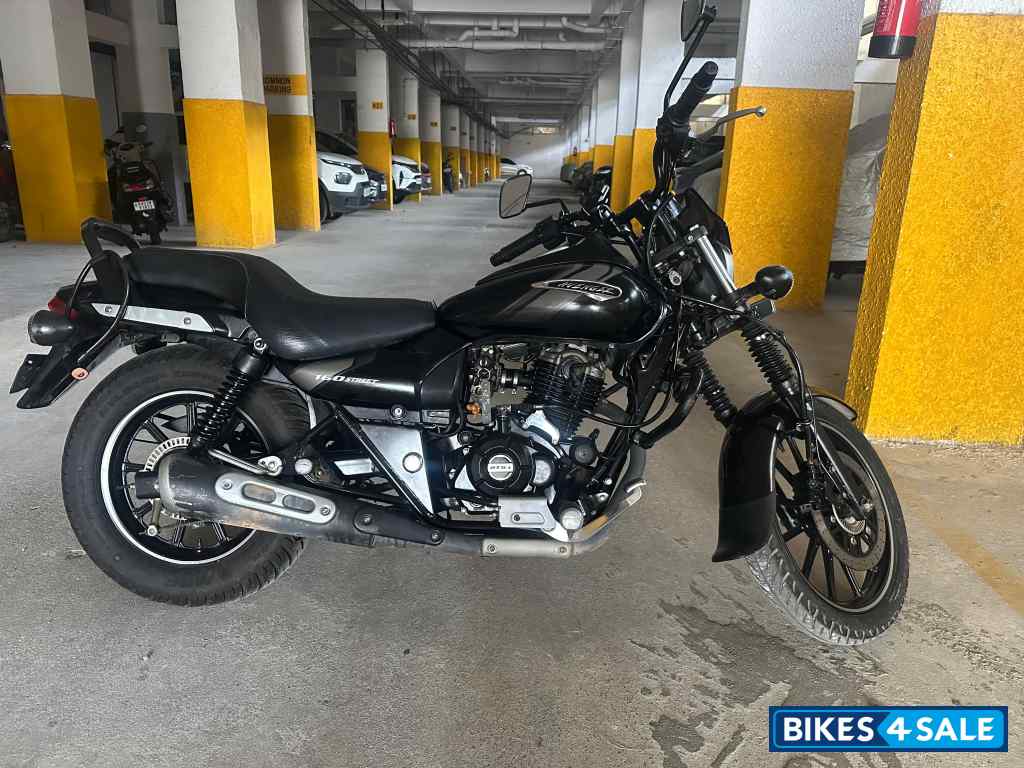 Bajaj Avenger Street 160