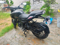 Black Bajaj Pulsar N160