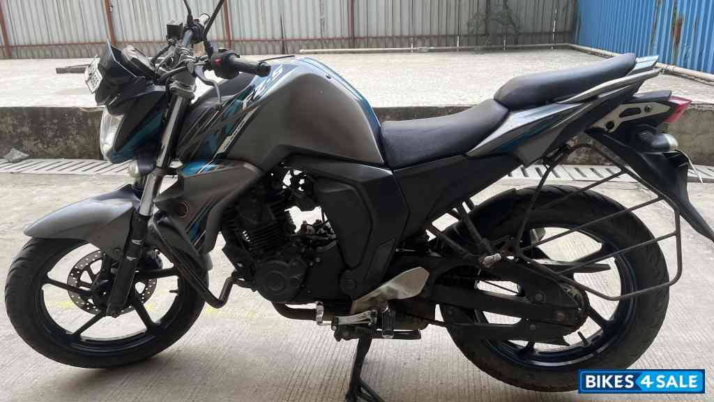 Blue Grey Yamaha FZ-S FI V2