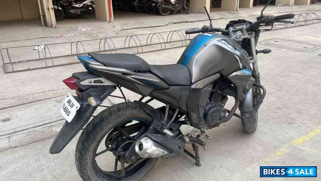Blue Grey Yamaha FZ-S FI V2 Blue Grey Yamaha FZ-S FI V2