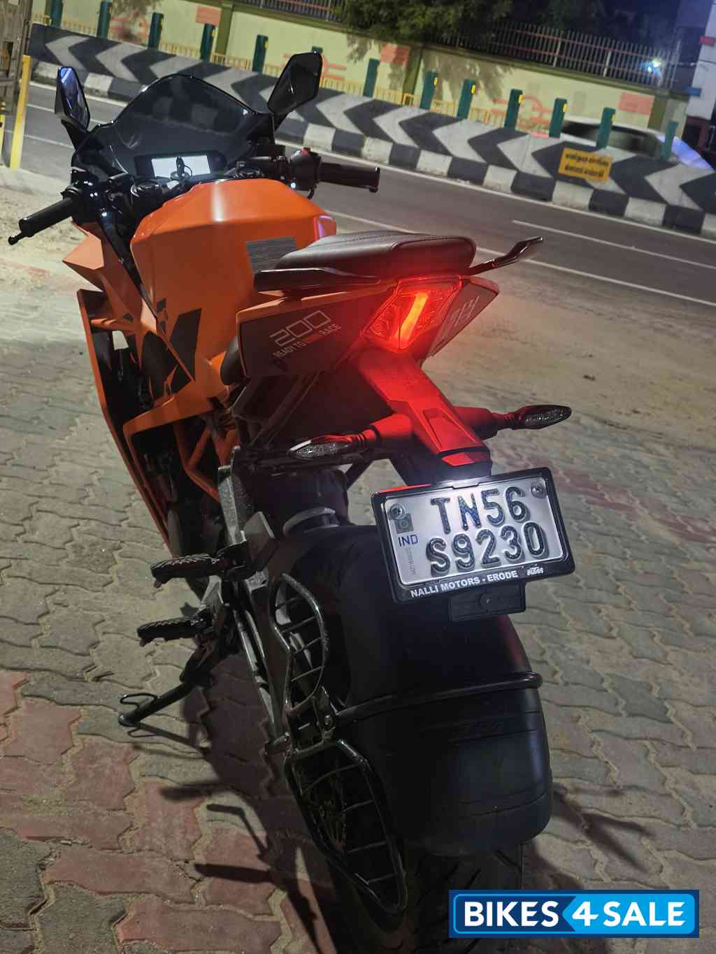 KTM RC 200 2024
