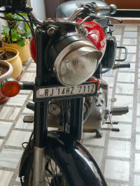 Royal Enfield Classic 350 Redditch Red