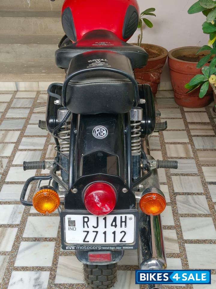 Royal Enfield Classic 350 Redditch Red Royal Enfield Classic 350 Redditch Red