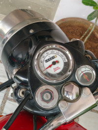 Royal Enfield Classic 350 Redditch Red