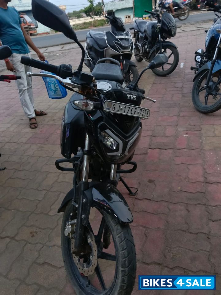 TVS Raider 125