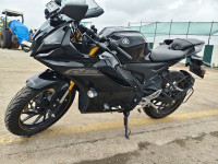 Yamaha R15 V4