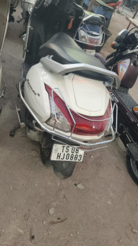 White Honda Activa 6G