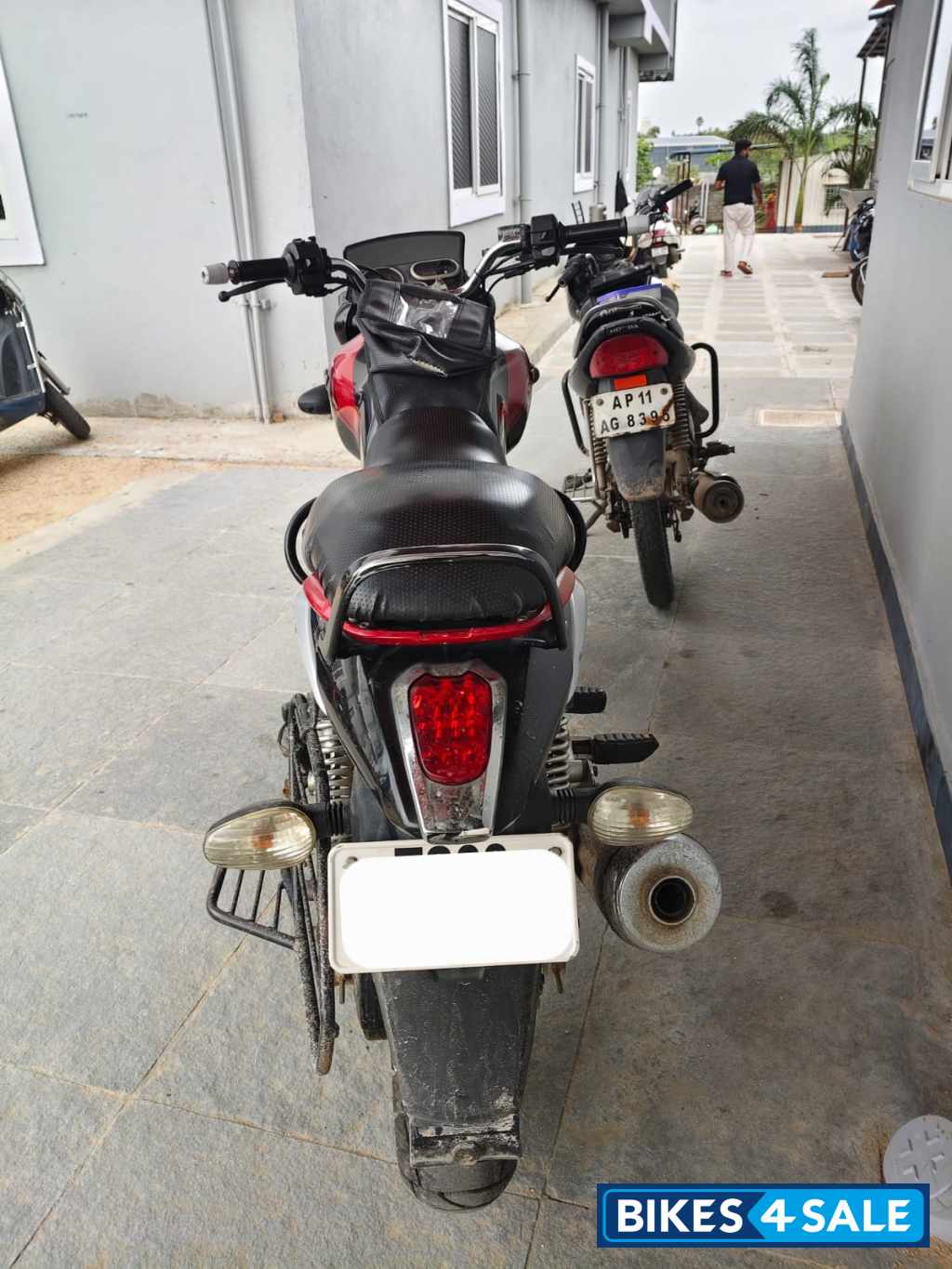 Black And Red Bajaj V15