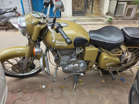 Royal Enfield Classic 500