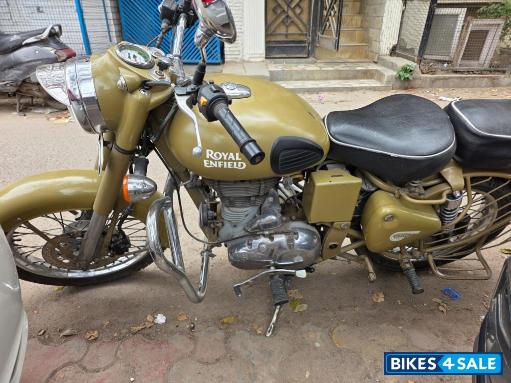 Royal Enfield Classic 500