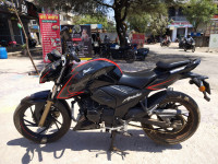 Black TVS Apache RTR 200 Fi 4V