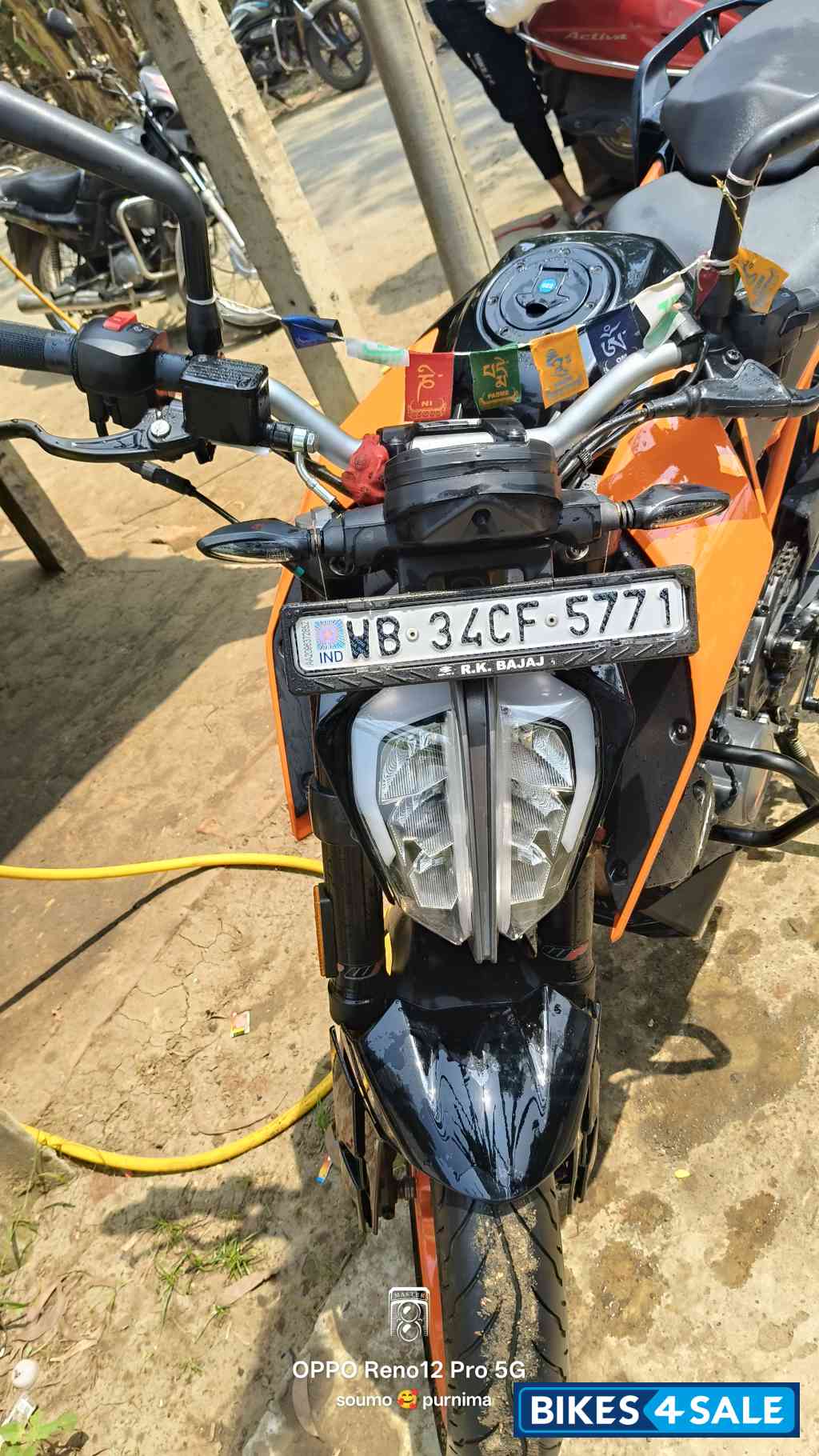 Orange KTM Duke 200 2024 Orange KTM Duke 200 2024