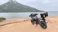 Cosmic Black BMW G 310 R