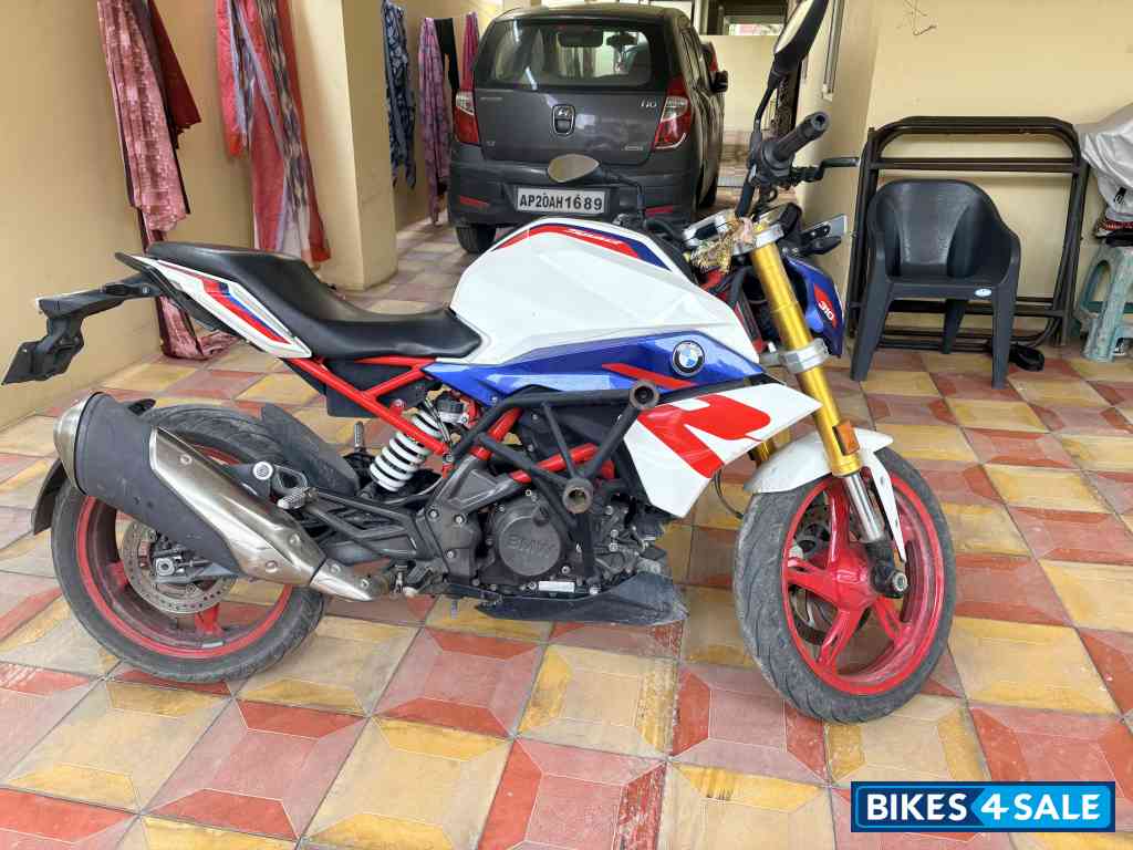 BMW G 310 R