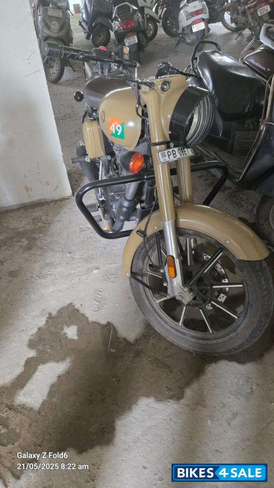 Sand Colour Royal Enfield Classic 350 BS VI