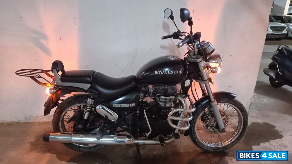 Royal Enfield Thunderbird