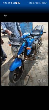Suzuki GS 150R 2015 Model