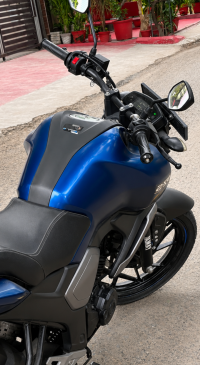Yamaha FZ-S FI V3