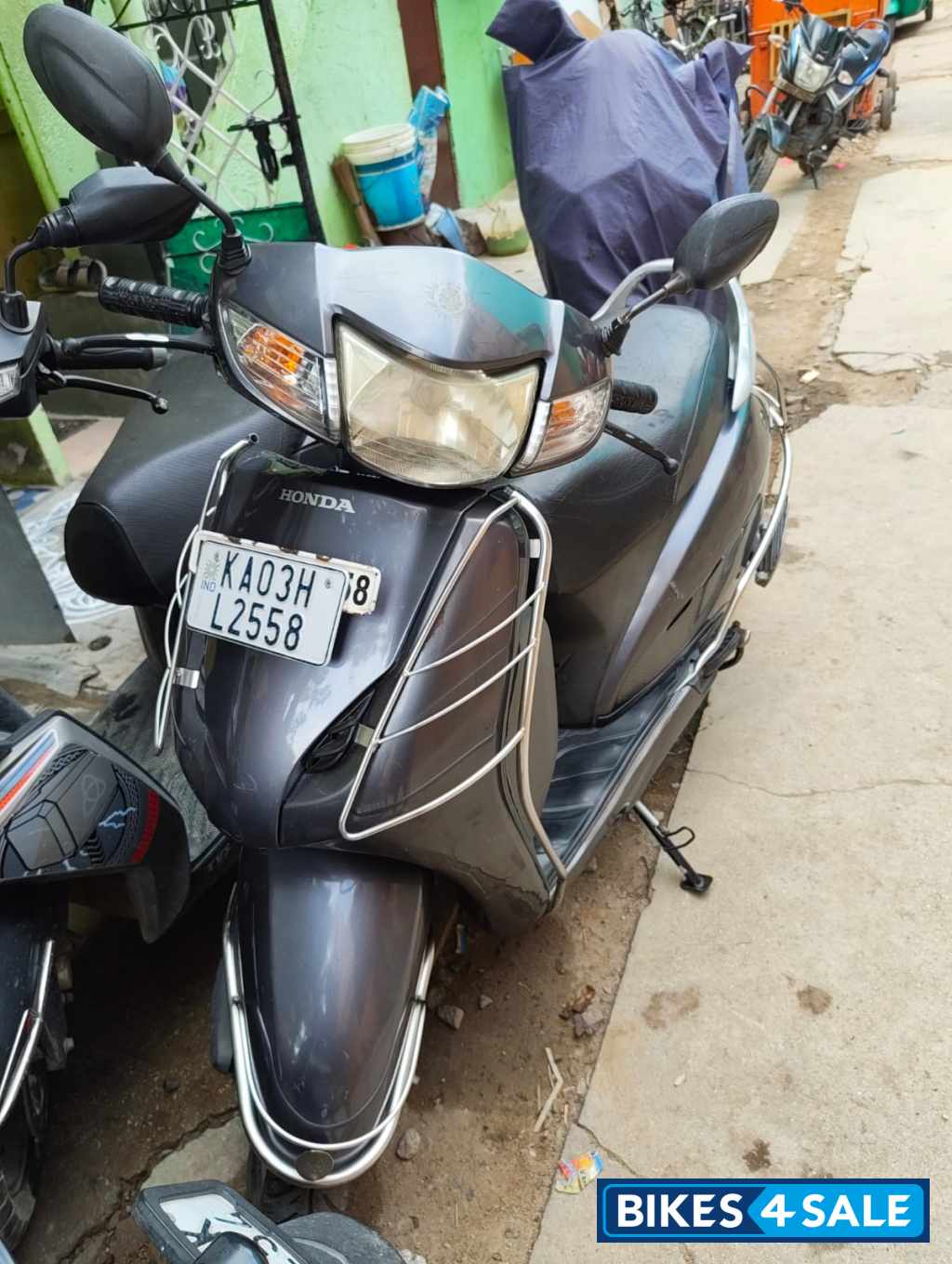 Grey Honda Activa Grey Honda Activa