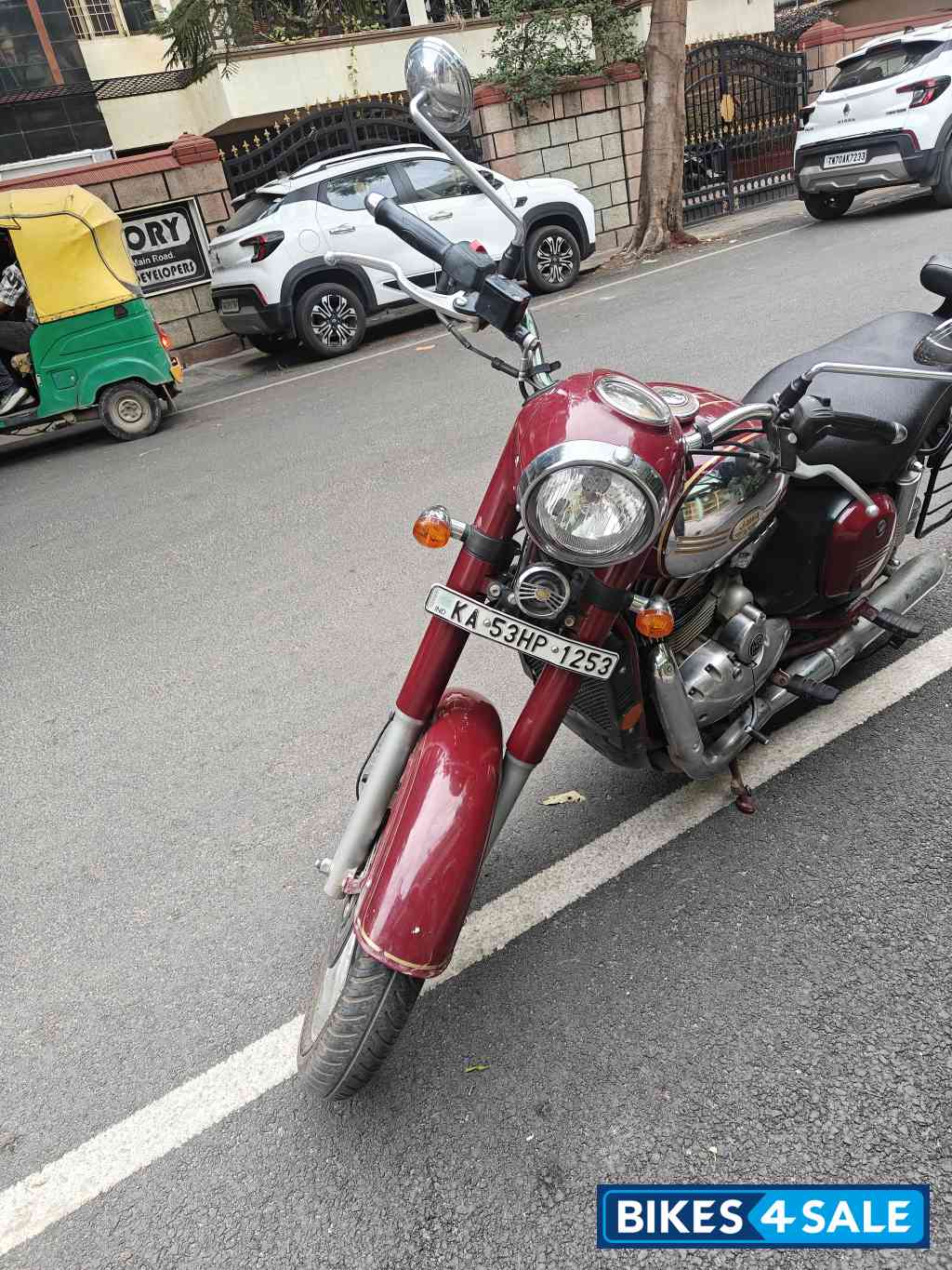 Maroon Jawa Jawa BS6